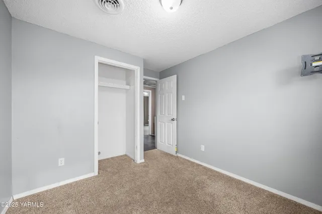 $365,000 | 621 Westwind Drive, Zillah, WA 98953