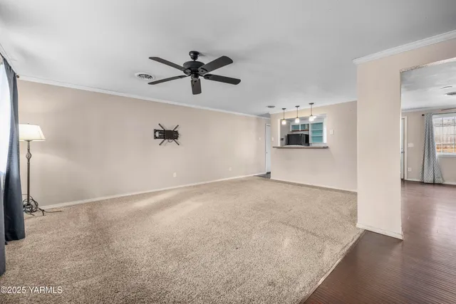 $365,000 | 621 Westwind Drive, Zillah, WA 98953