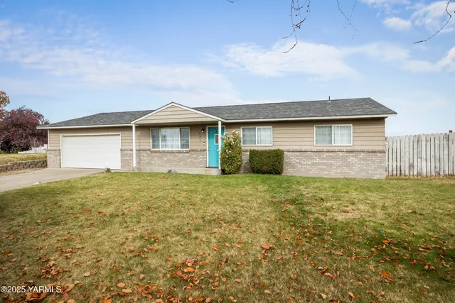 $365,000 | 621 Westwind Drive, Zillah, WA 98953