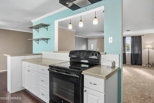 $365,000 | 621 Westwind Drive, Zillah, WA 98953