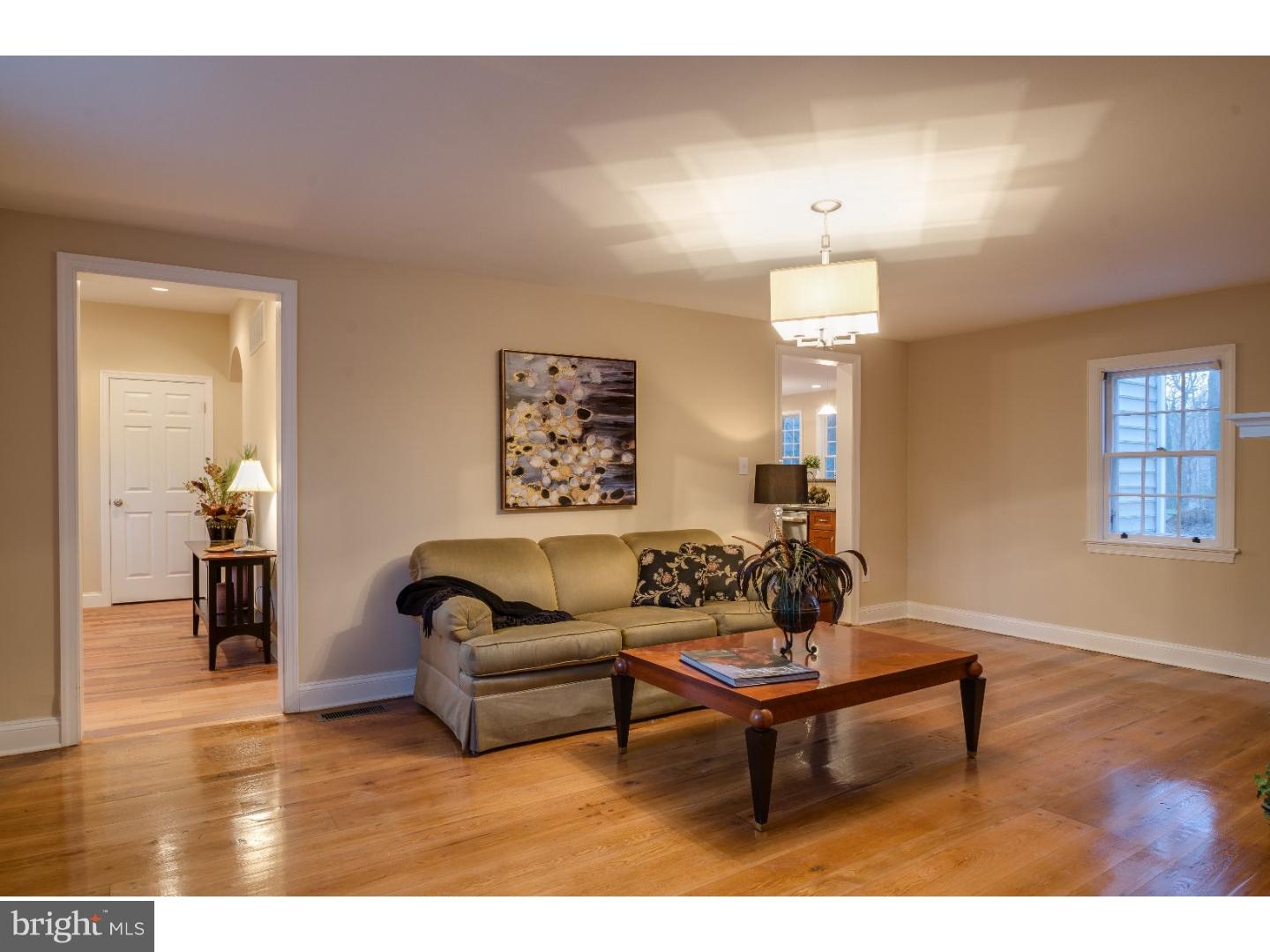 817 Weadley Road Radnor, PA 19087 - Photo 3 of 25 Living Room