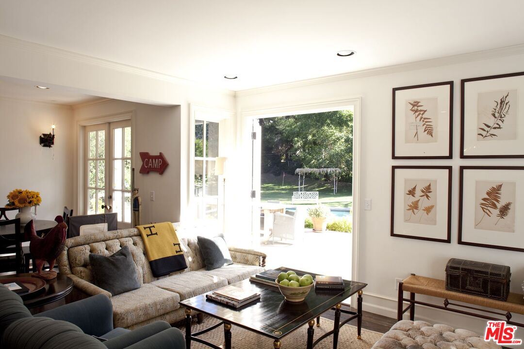 3326 Fryman Road Studio City, CA 91604 - Photo 7 of 27