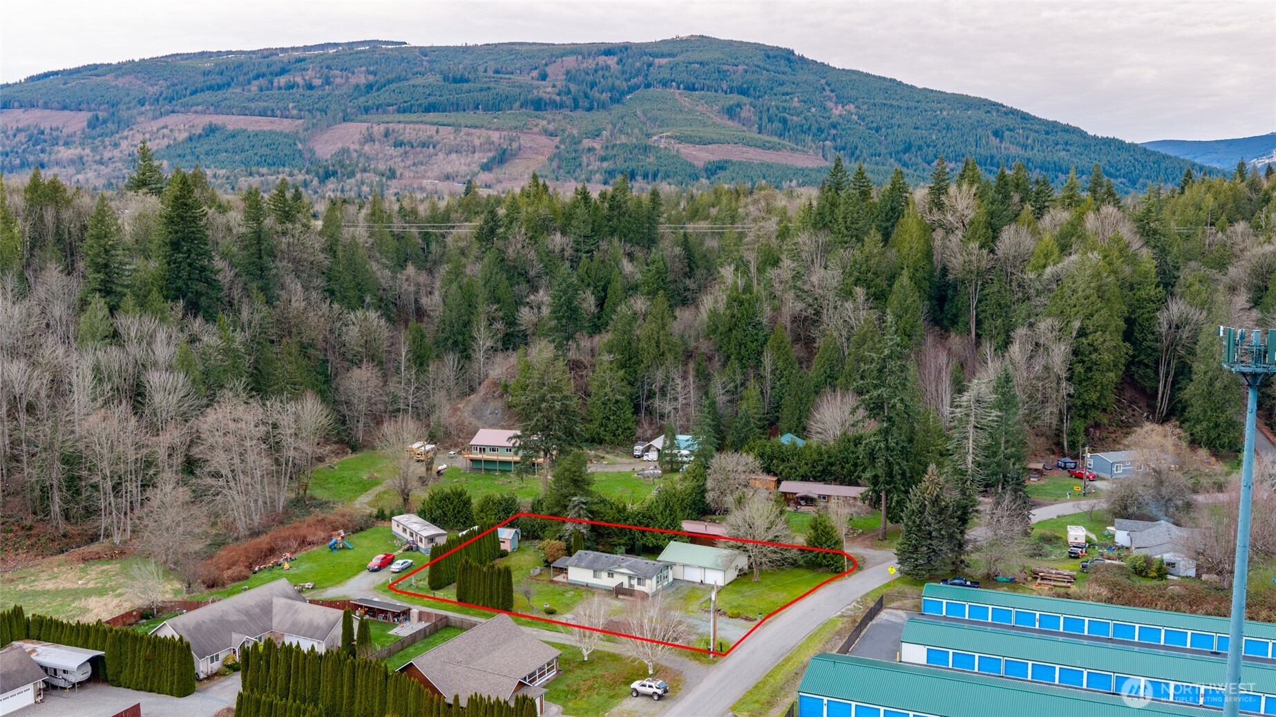 8018 Pipeline Road Lyman, WA 98284 - Photo 4 of 29