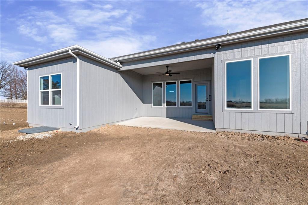 14552 Amanda Lane Basehor, KS 66007 - Photo 45 of 56