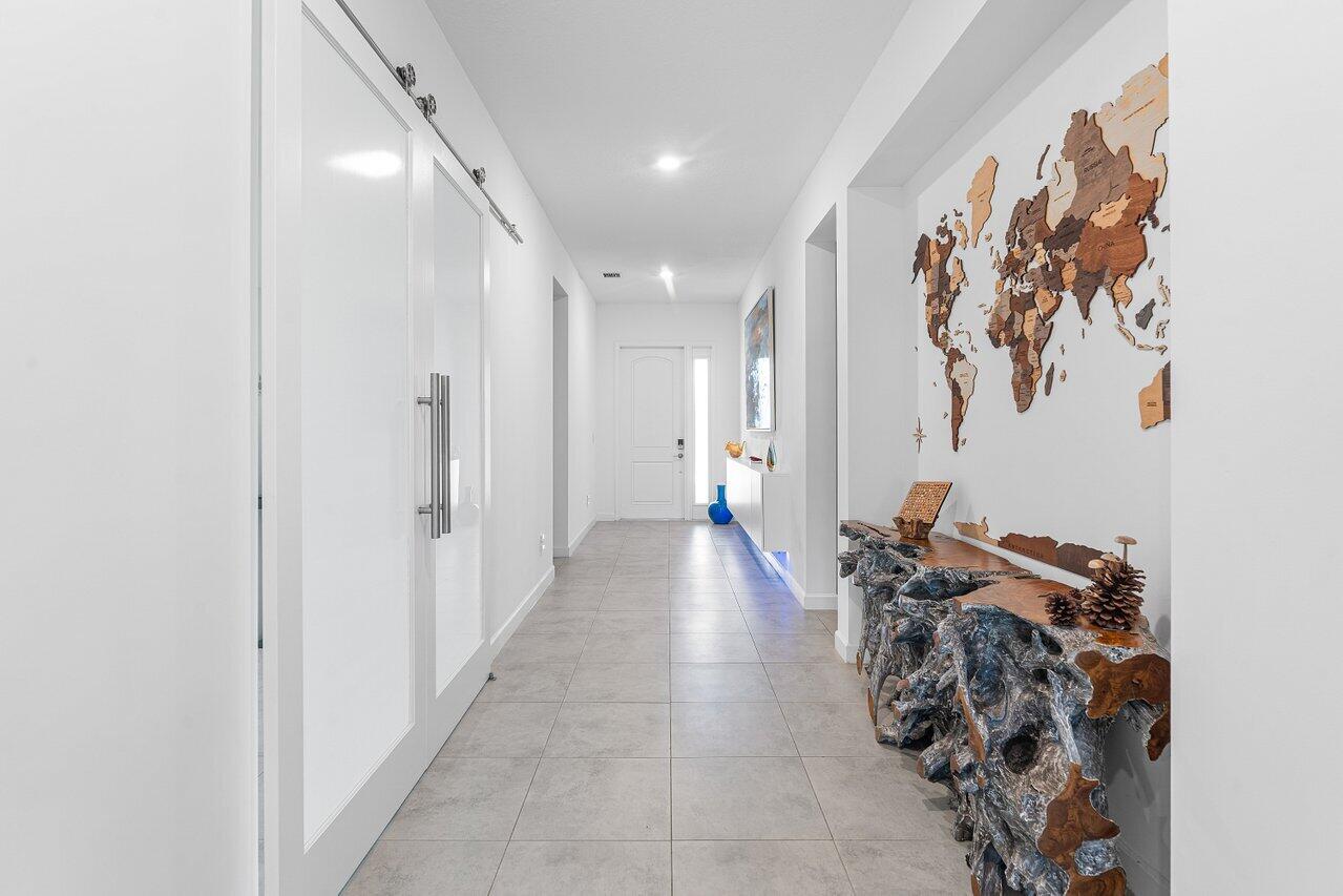 1119 Arrowhead Point Road Loxahatchee, FL 33470 - Photo 12 of 106 Foyer/Office