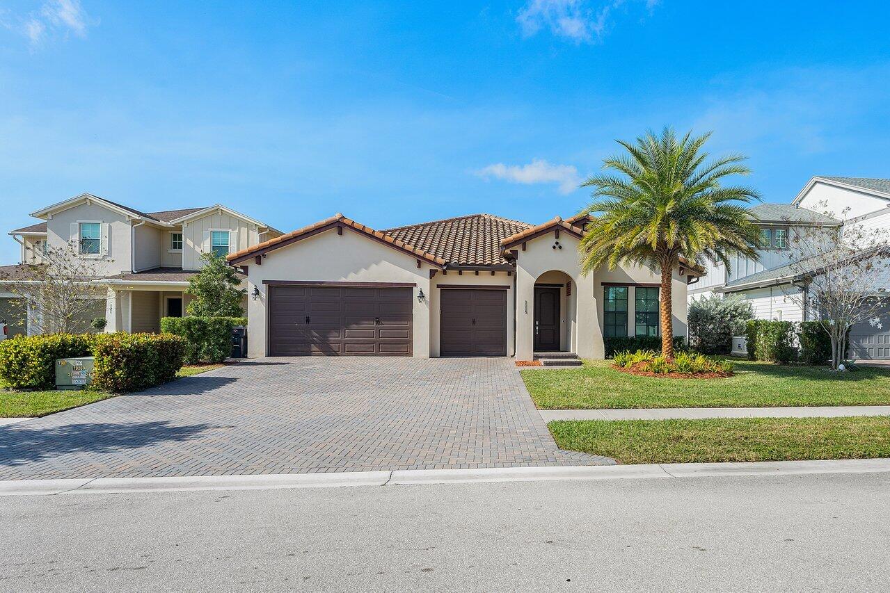 1119 Arrowhead Point Road Loxahatchee, FL 33470 - Photo 4 of 106 drive way for ample parking