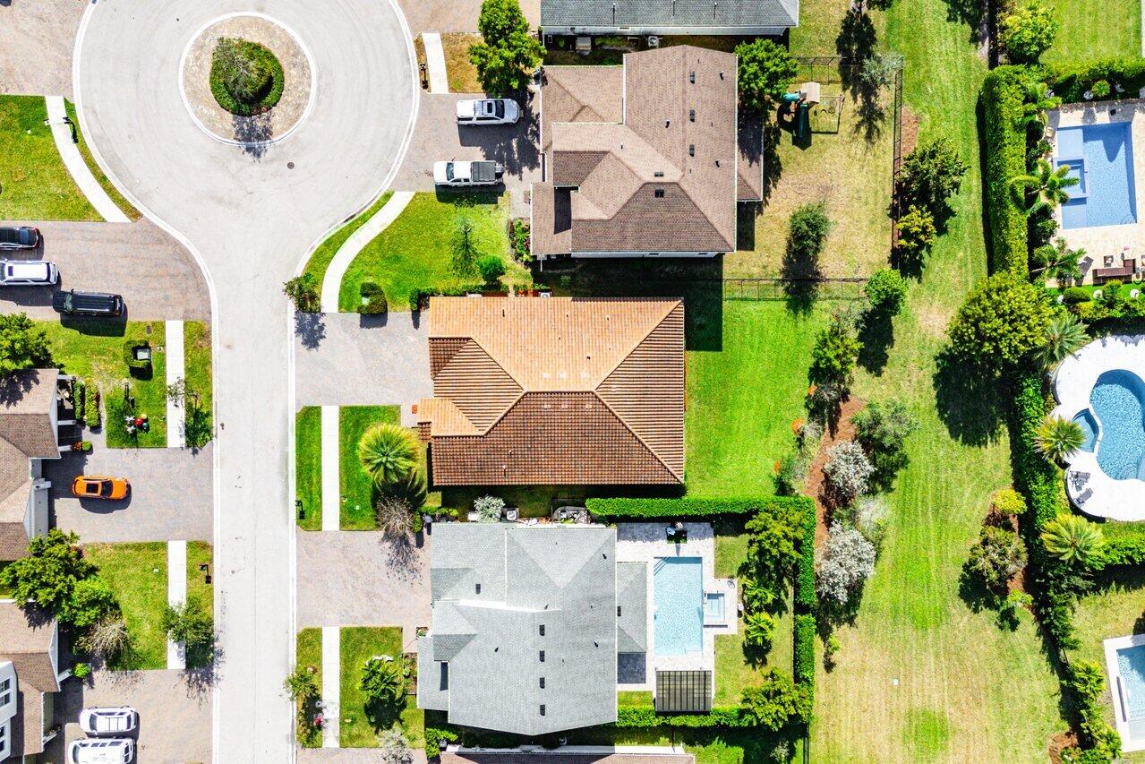 1119 Arrowhead Point Road Loxahatchee, FL 33470 - Photo 65 of 106 At the entrance of the cul-de-sac