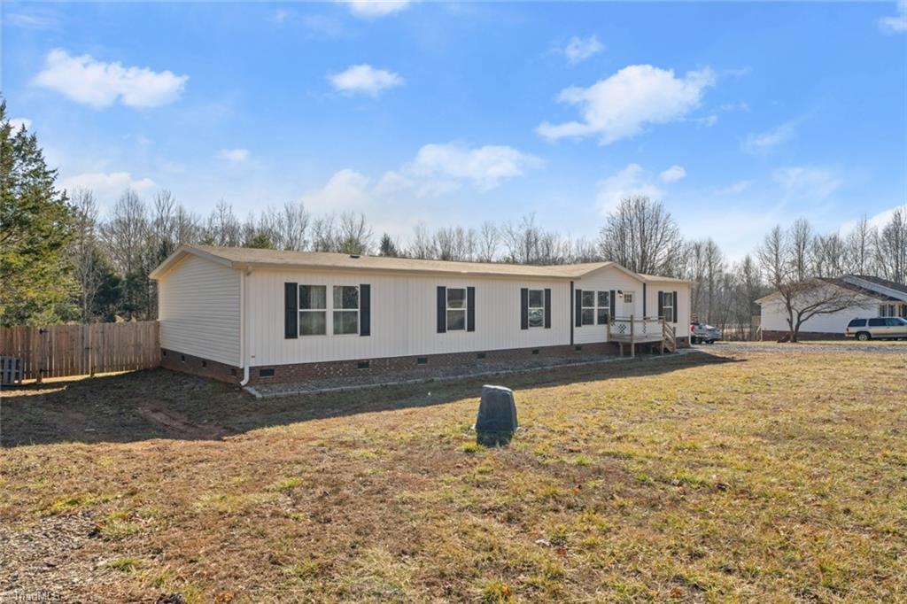2222 Shacktown Road Yadkinville, NC 27055 - Photo 3 of 34 Gallery Image 3