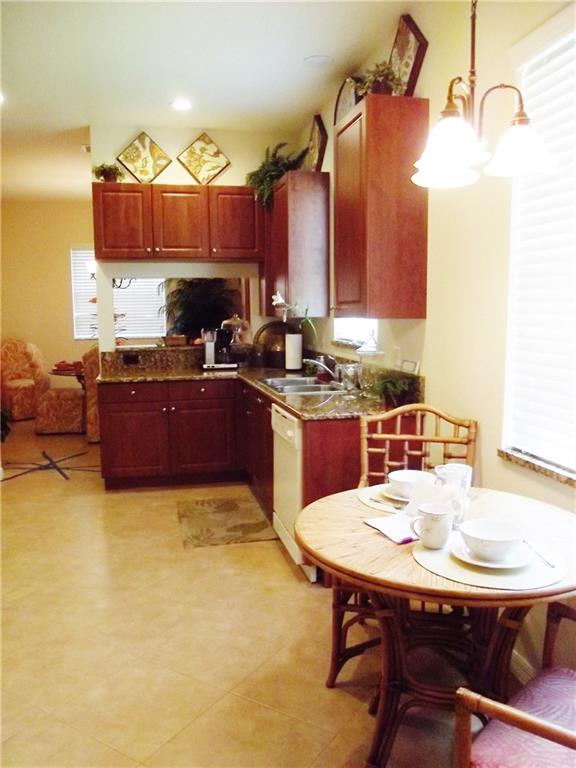 240 Southwest Otter Run Place Stuart, FL 34997 - Photo 12 of 48 Gallery Image 12