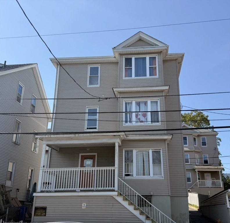 425 Division Street Fall River, MA 02721 - Photo 1 of 3 Gallery Image 1