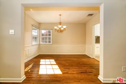 $4,600 | 4721 Ventura Canyon Avenue, Sherman Oaks, CA 91423