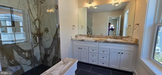 $3,600 | 418 Chapel Alley, Unit 4, Frederick, MD 21701