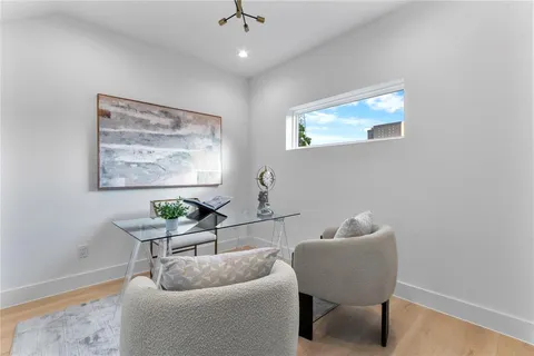 $749,900 | 1505 Holly Avenue, Dallas, TX 75204