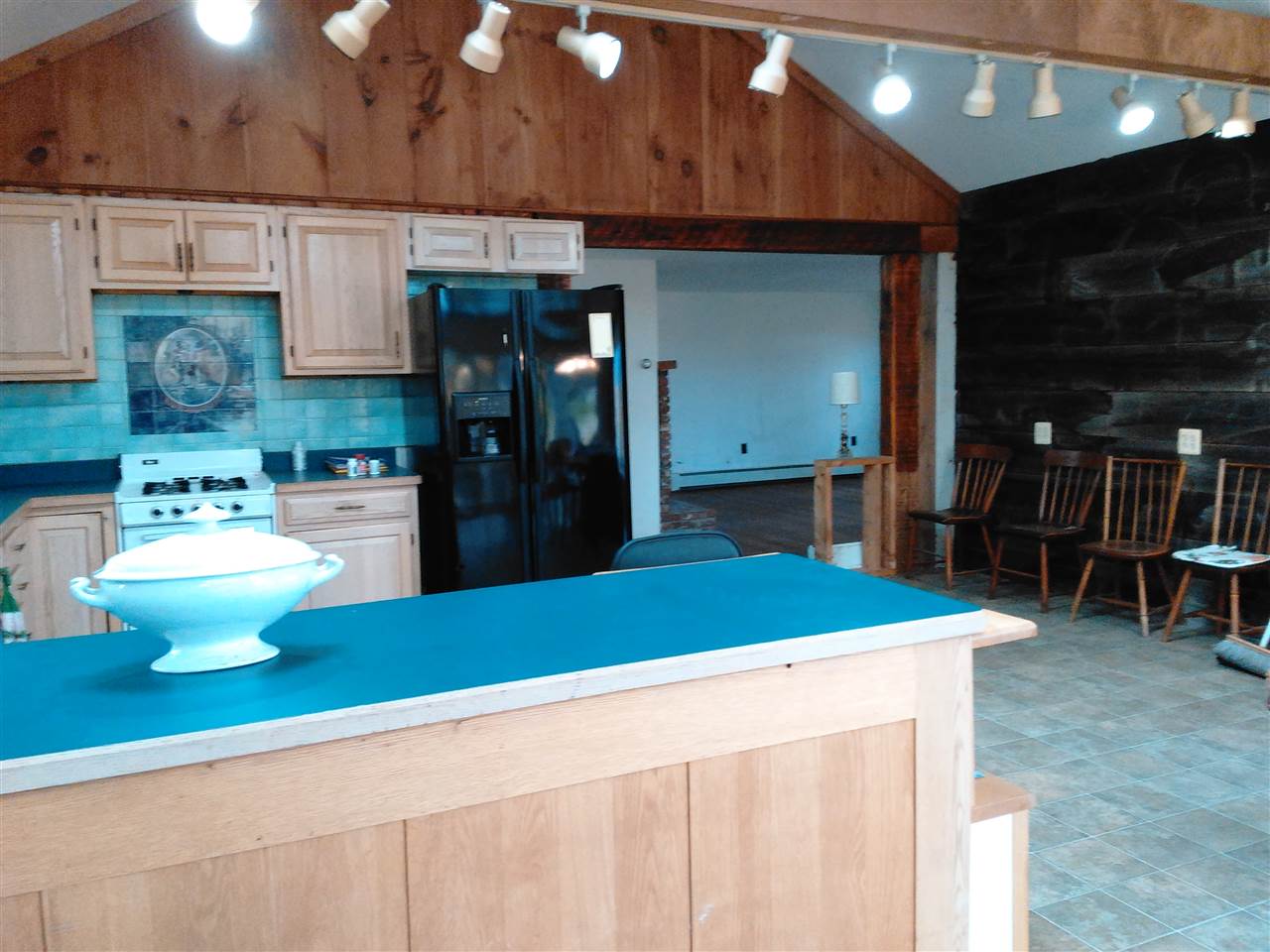 2355 West Side Road Conway, NH 03860 - Photo 11 of 39