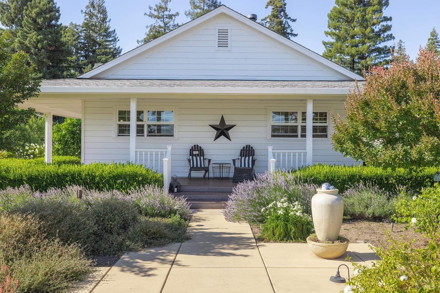 2032 Hagen Road Napa, CA 94558 - Photo 10 of 42