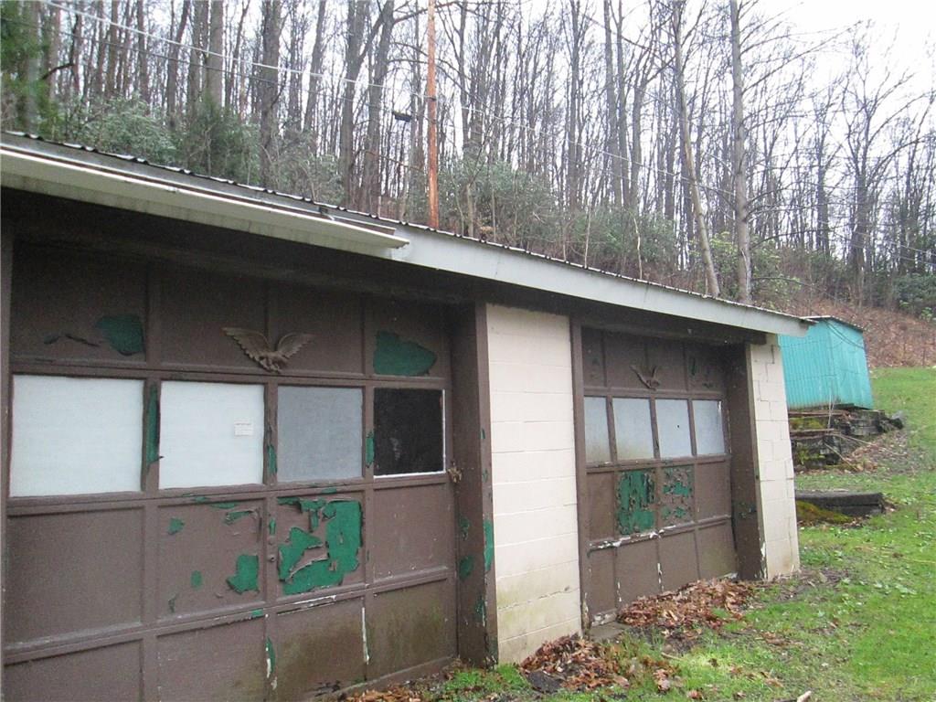 1294 Draketown Road Confluence, PA 15424 - Photo 11 of 11 DETACHED GARAGE