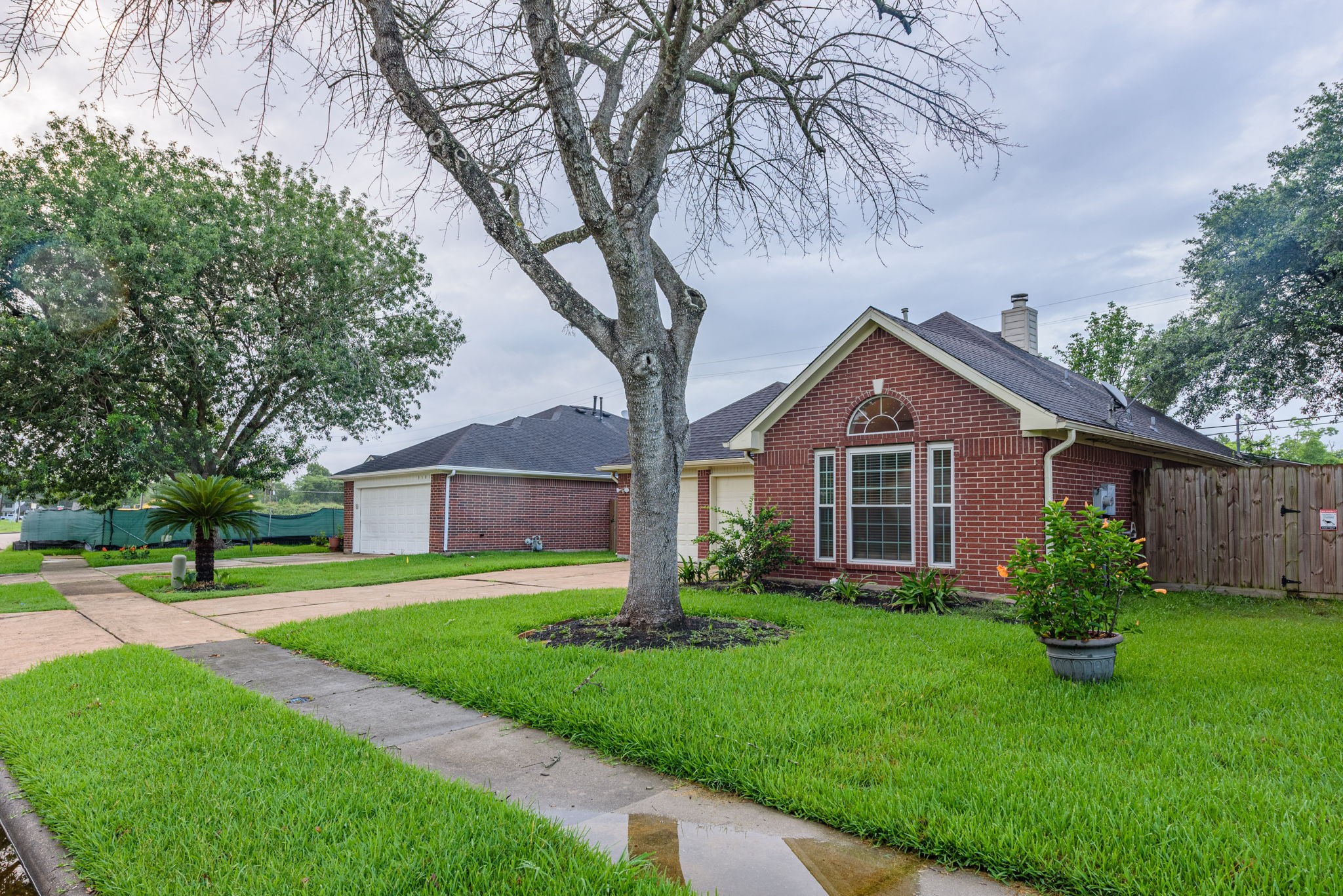 3503 Riverside Drive Pearland, TX 77581 - Photo 5 of 27
