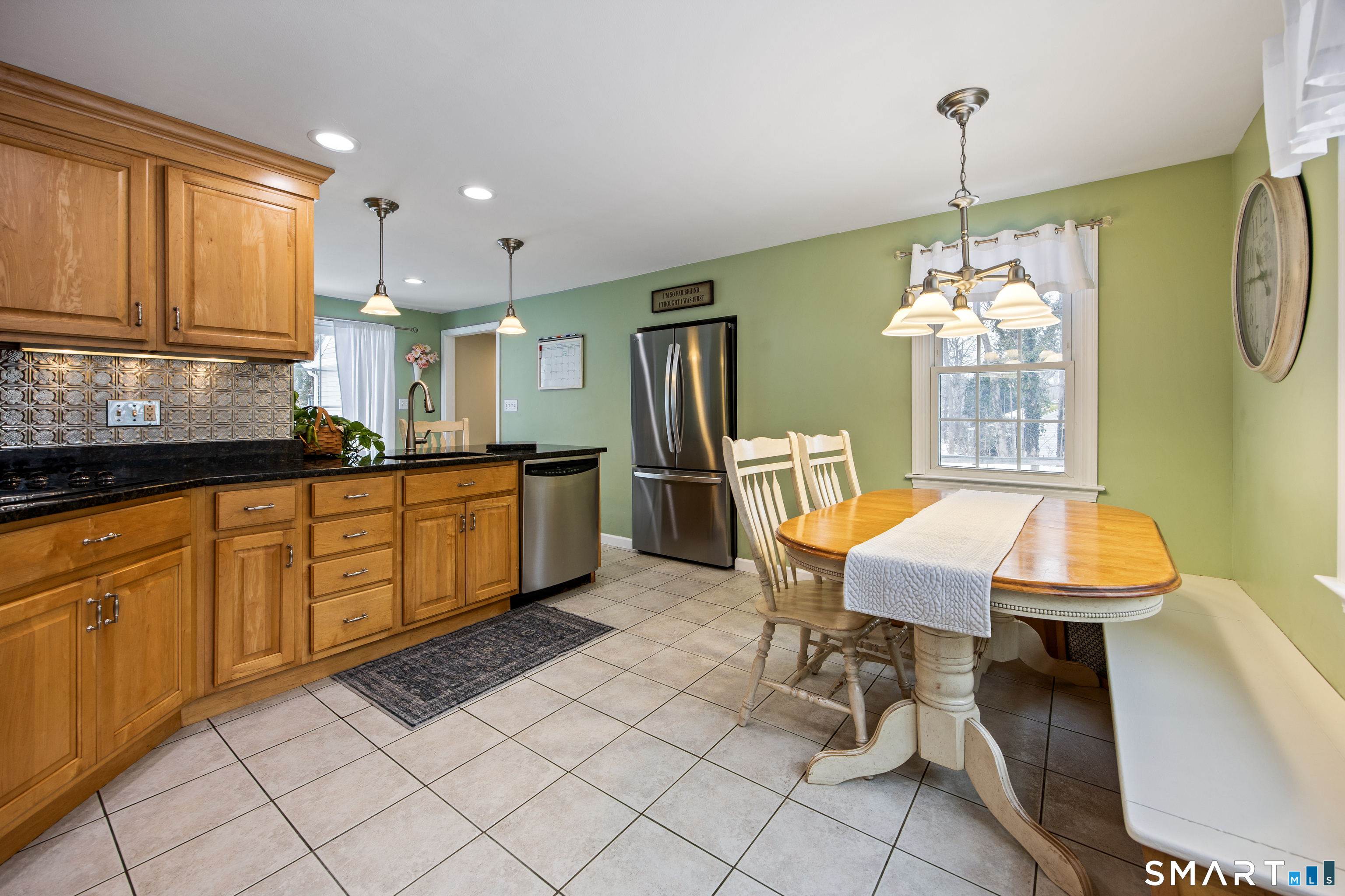 1023 King Road Cheshire, CT 06410 - Photo 22 of 40 Eat in kitchen with breakfast bar and side pantry, stainless appliances