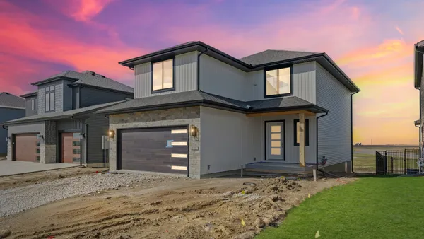 $464,900 | 3315 Palmer Drive, Champaign, IL 61822