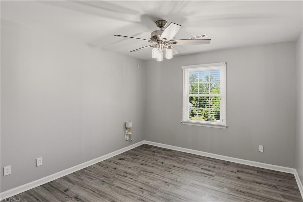 1406 Spring Tree Court High Point, NC 27265 - Photo 25 of 35