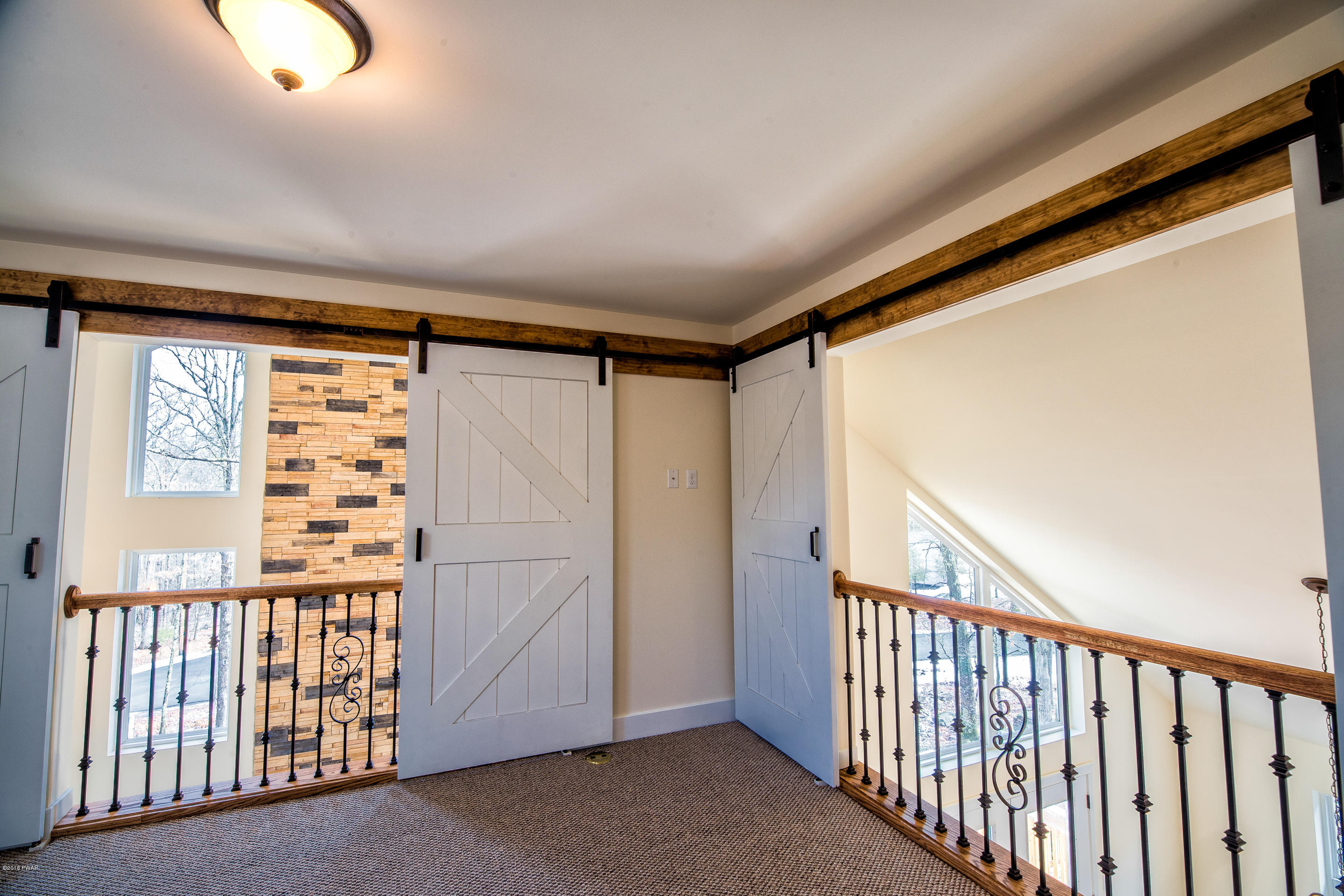 266 West Lakeview Road Lackawaxen, PA 18435 - Photo 5 of 18