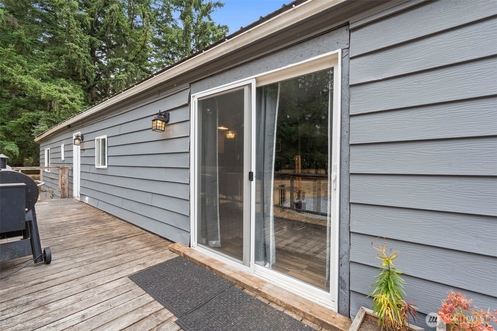 19121 Elderberry Street Southwest Rochester, WA 98579 - Photo 29 of 34 a view of a two chairs in the balcony