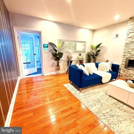 $2,150 | 737 Cobbs Creek Parkway, Philadelphia, PA 19143