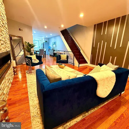 $2,150 | 737 Cobbs Creek Parkway, Philadelphia, PA 19143