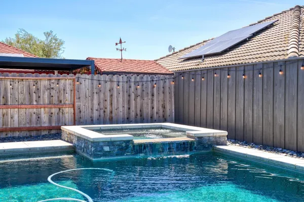 $995,000 | 747 Palm Avenue, Ripon, CA 95366