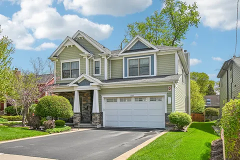 $1,250,000 | 507 North Avenue, Barrington, IL 60010