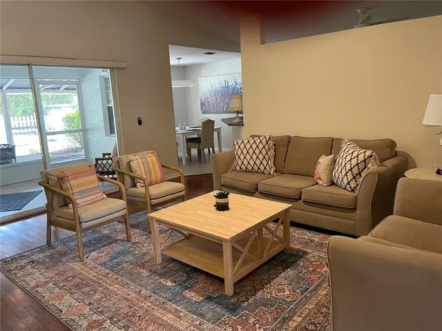 $2,500 | 1012 Laurel Avenue, Venice, FL 34285