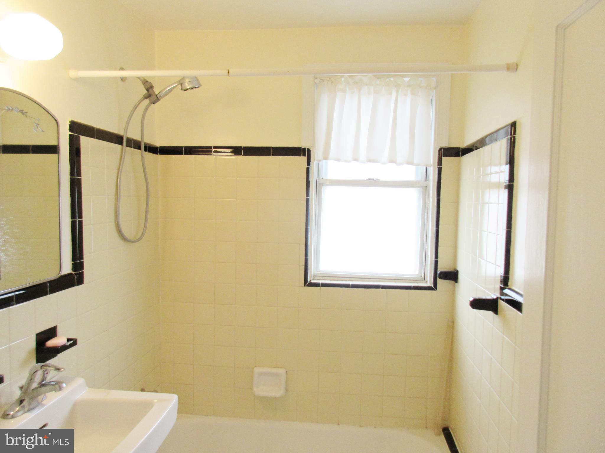 4040 Lasher Road Drexel Hill, PA 19026 - Photo 25 of 42 Gallery Image 25