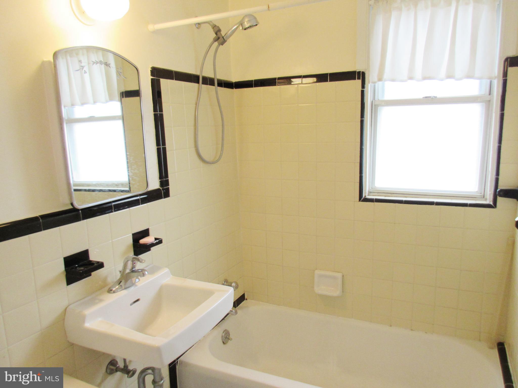 4040 Lasher Road Drexel Hill, PA 19026 - Photo 27 of 42 Gallery Image 27