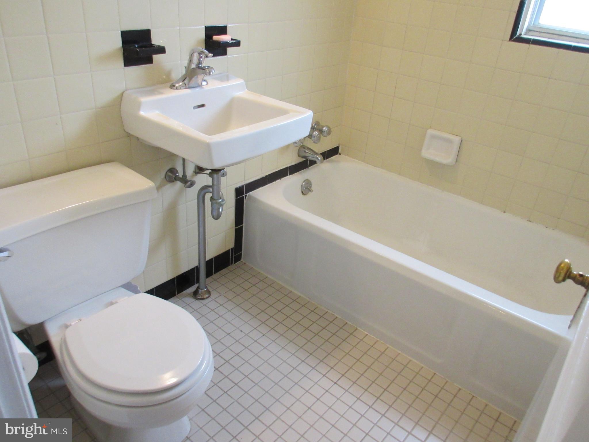 4040 Lasher Road Drexel Hill, PA 19026 - Photo 28 of 42 Gallery Image 28