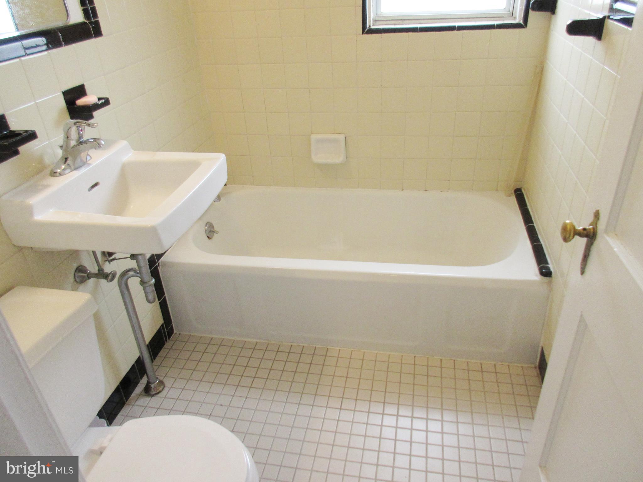 4040 Lasher Road Drexel Hill, PA 19026 - Photo 29 of 42 Gallery Image 29