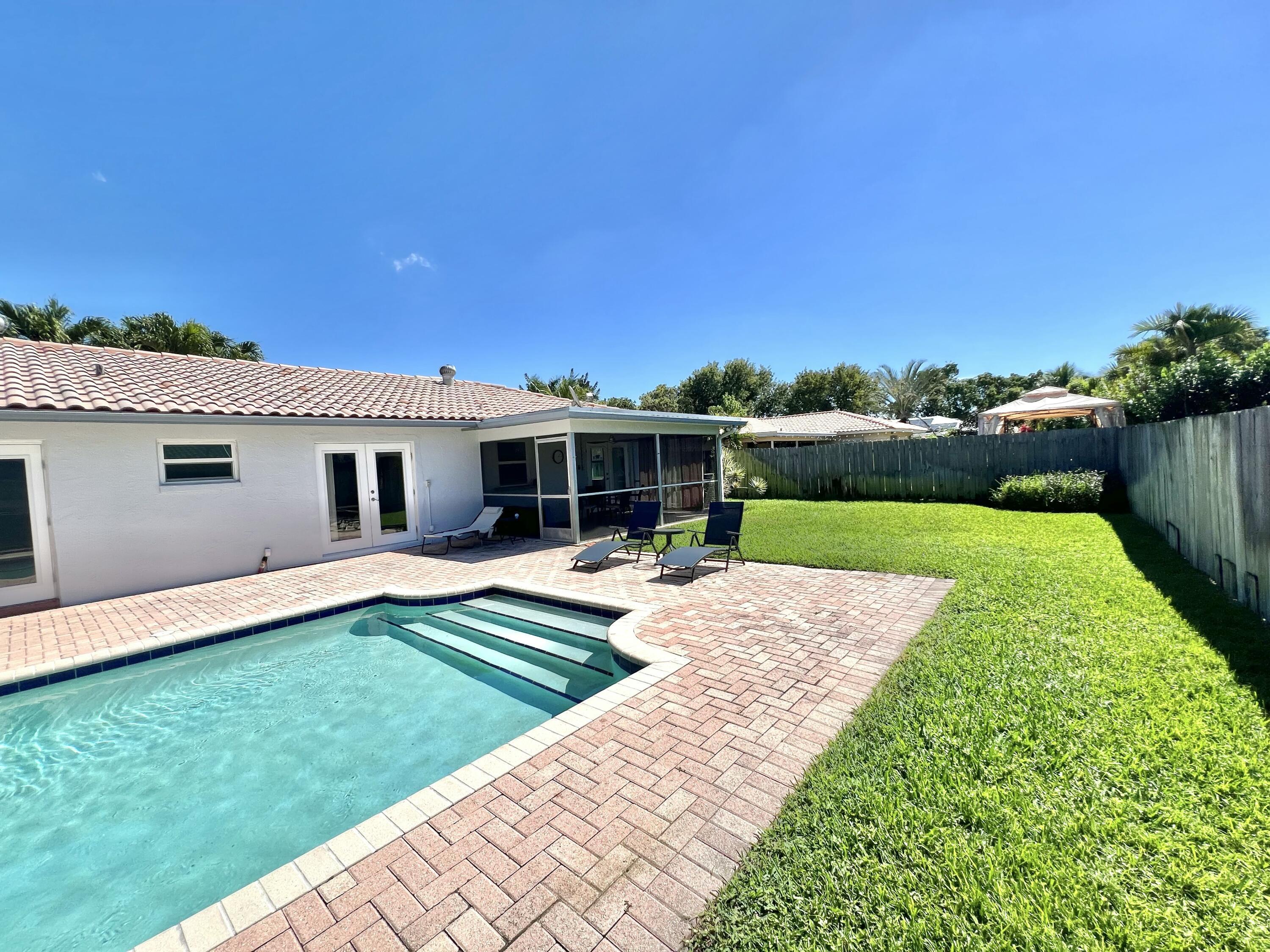 3289 Northwest 25th Way Boca Raton, FL 33434 - Photo 4 of 20 IMG_7738