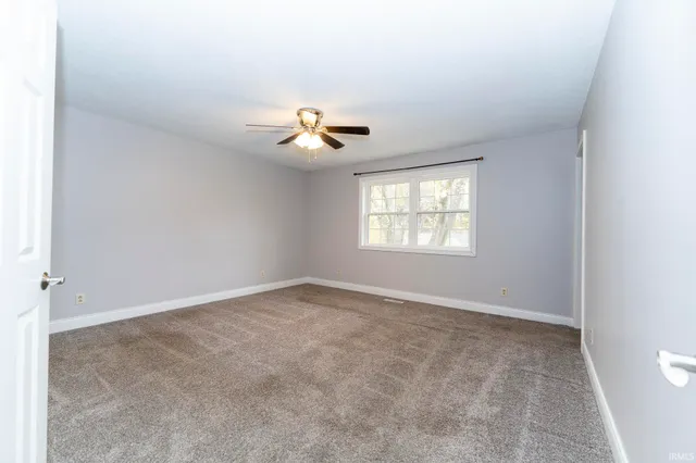 $2,285 | 7877 Marywood Drive, Newburgh, IN 47630