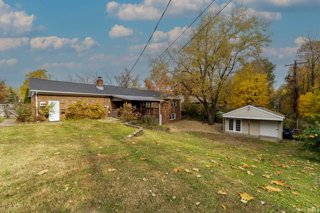 $2,285 | 7877 Marywood Drive, Newburgh, IN 47630
