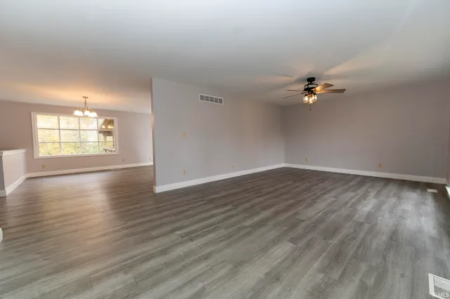 $2,285 | 7877 Marywood Drive, Newburgh, IN 47630