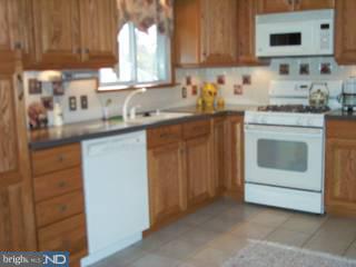 9 Coleman Road Berlin, NJ 08009 - Photo 3 of 6 Gallery Image 3