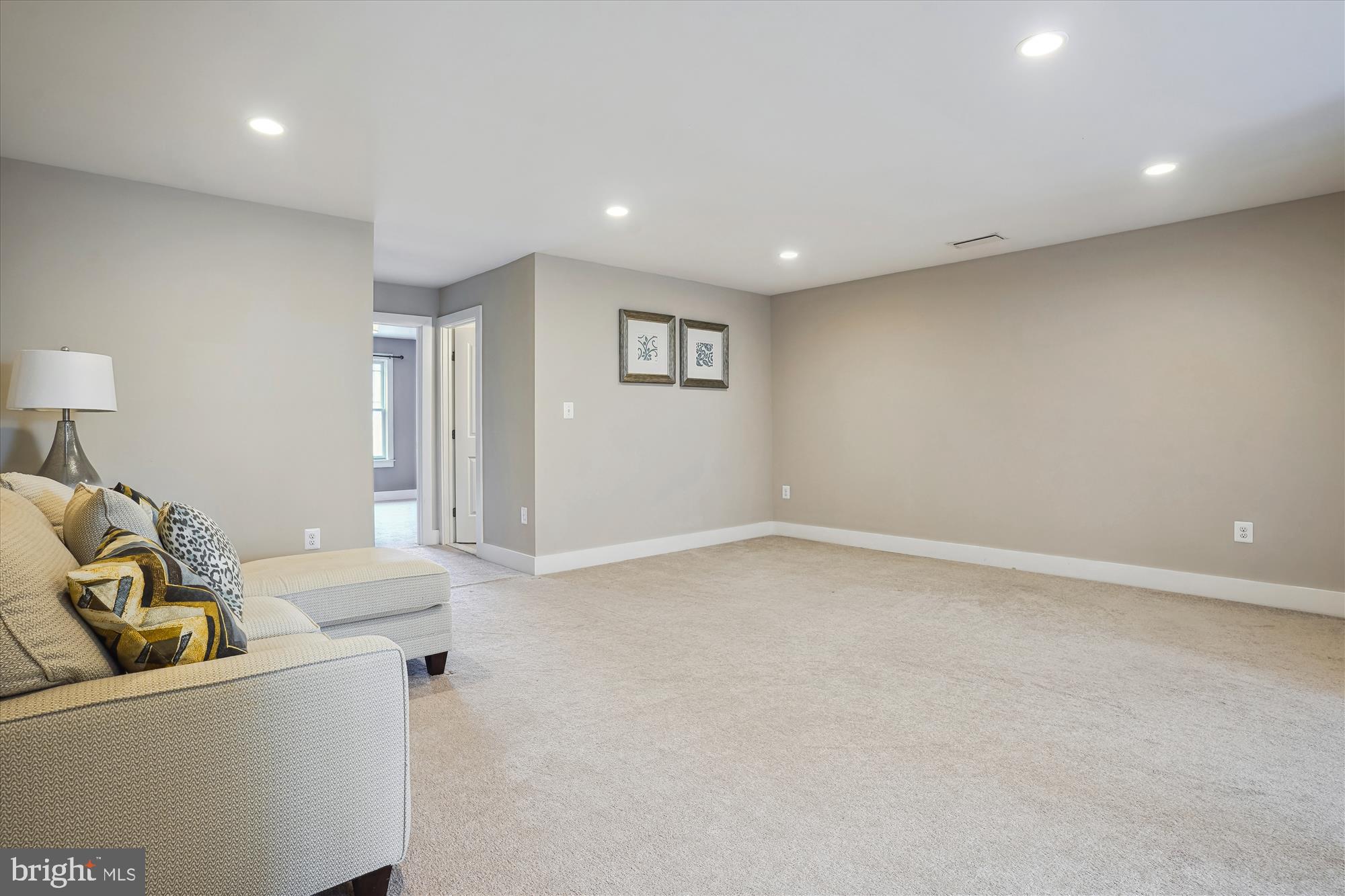 5806 Little Falls Road Arlington, VA 22207 - Photo 36 of 62 Loft