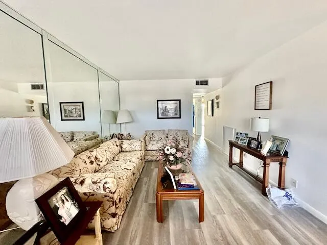 $129,900 | 2030 Newcastle B, Boca Raton, FL 33434