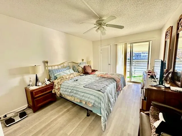 $129,900 | 2030 Newcastle B, Boca Raton, FL 33434
