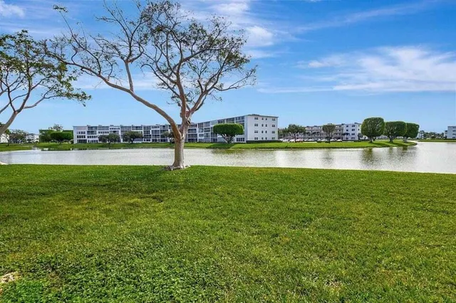 $129,900 | 2030 Newcastle B, Boca Raton, FL 33434