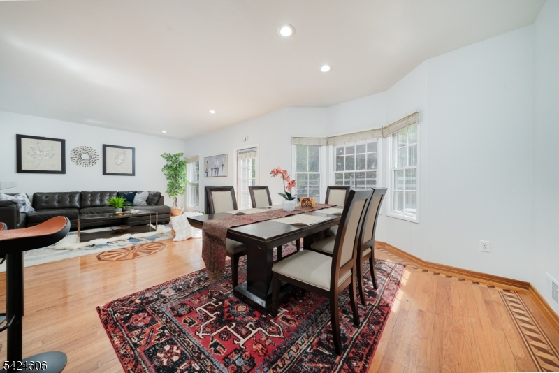 20 Pine Valley Road Livingston, NJ 07039 - Photo 8 of 43