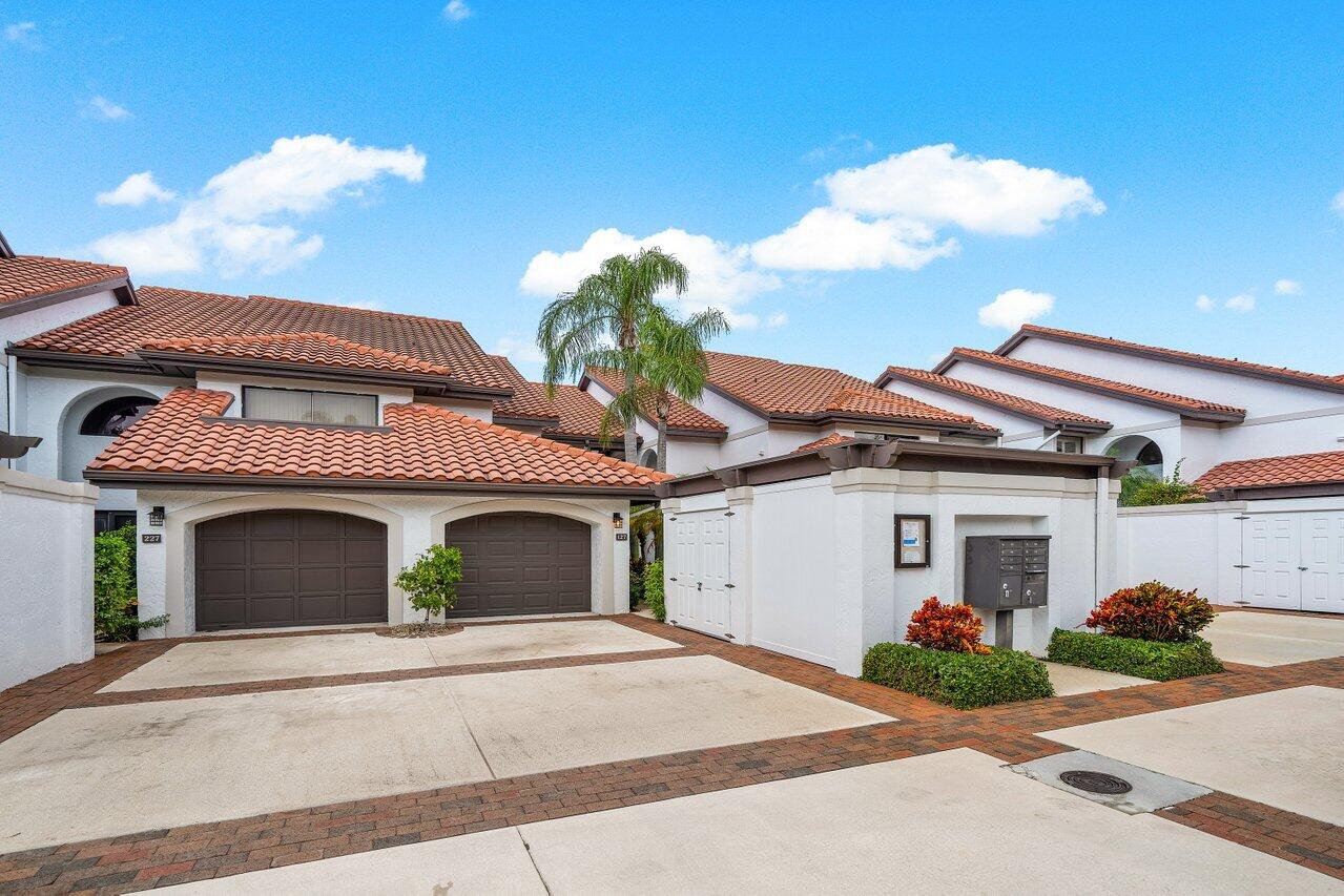 16647 Traders Crossing North, Unit 127 Jupiter, FL 33477 - Photo 2 of 51 16647TradersCrossing