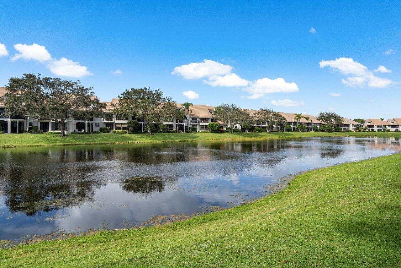 16647 Traders Crossing North, Unit 127 Jupiter, FL 33477 - Photo 33 of 51 038-16647TradersCrossingNorth-Jupiter-FL