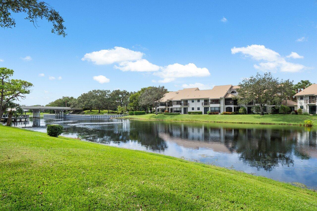 16647 Traders Crossing North, Unit 127 Jupiter, FL 33477 - Photo 34 of 51 037-16647TradersCrossingNorth-Jupiter-FL