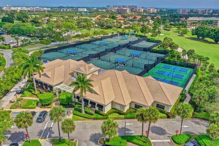 16647 Traders Crossing North, Unit 127 Jupiter, FL 33477 - Photo 41 of 51 Jl Courts