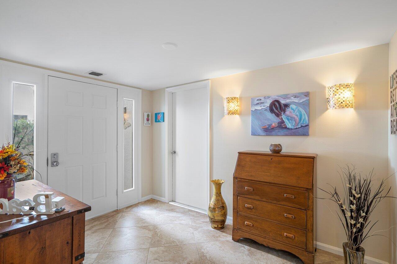 16647 Traders Crossing North, Unit 127 Jupiter, FL 33477 - Photo 5 of 51 008-16647TradersCrossingNorth-Jupiter-FL